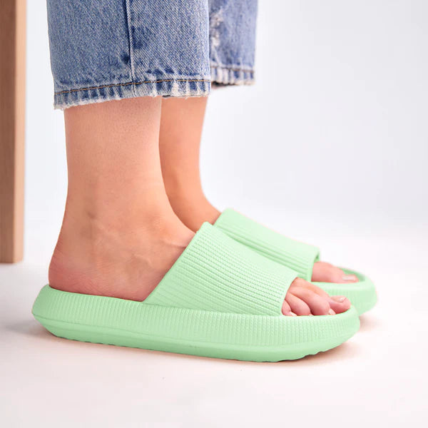 ~ The Pillow Slides ~