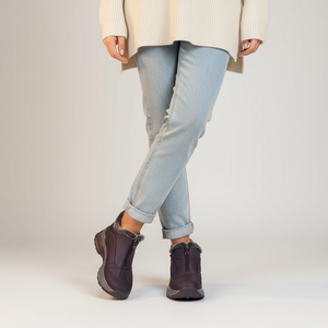 Pillow Relievia Boots-Pillow Slides